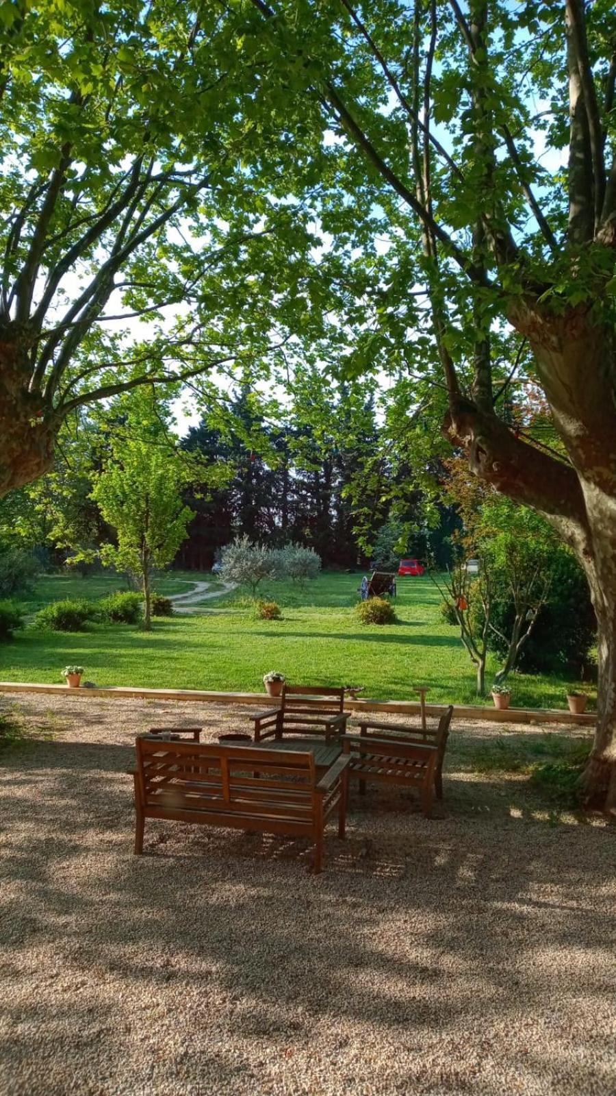 Mas De Karlotte Apartment Pernes-les-Fontaines Luaran gambar